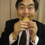 下品な食べ方しかしない・・・成長が無い(・_・、)