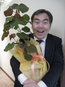 お花の名は「シーグレープ」・・日本語で「浜ぶどう」！ありがとうございました！美味しくいただきます？