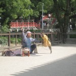 お猿さんも暑い中頑張ってます