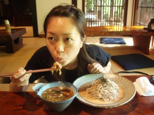 p8240073 地鶏が盛りだくさん!美味です。